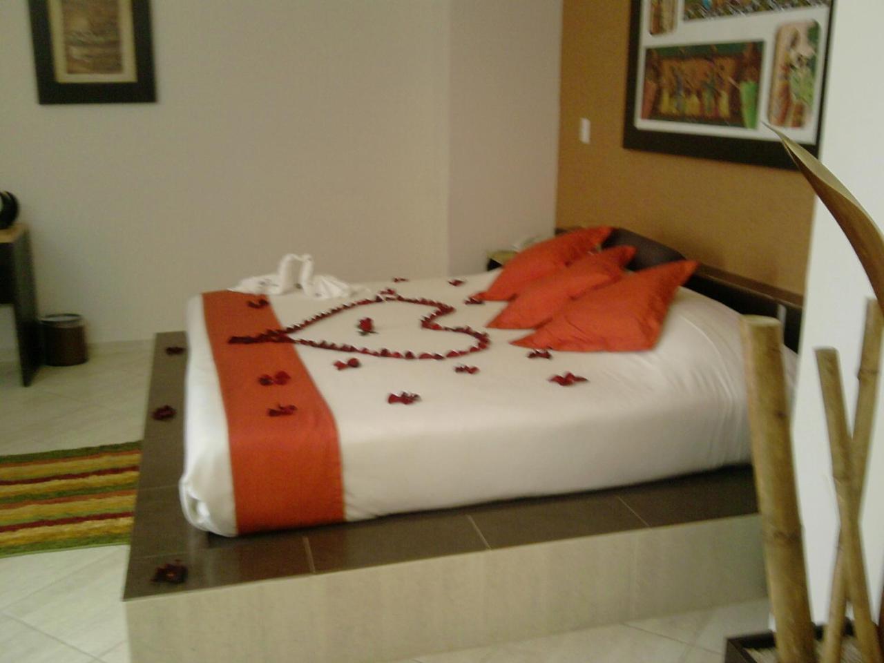 Hotel Real De Tx 特基斯基亚潘 外观 照片